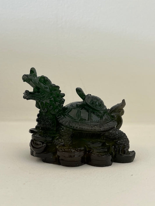 Figurine L