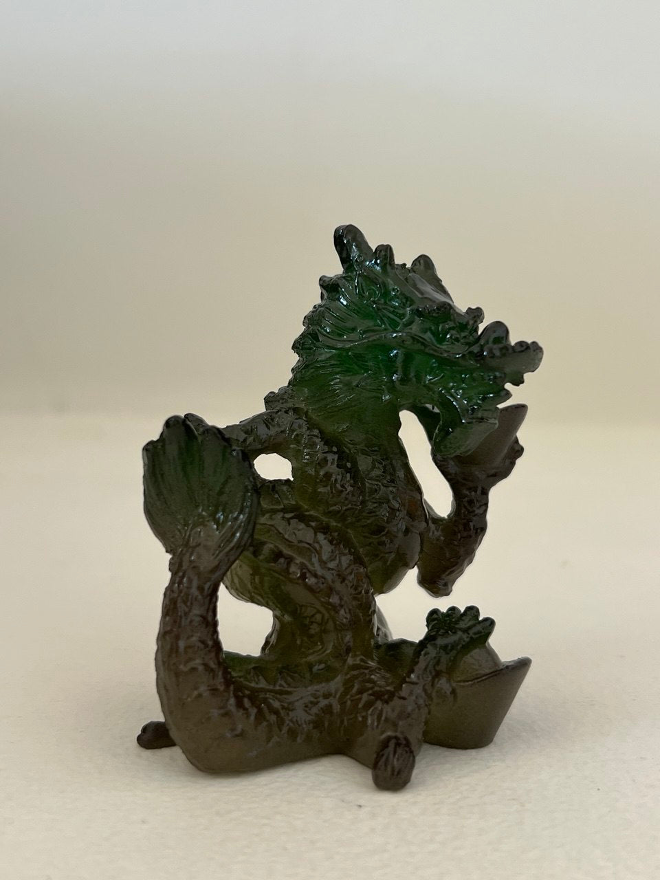 Figurine M