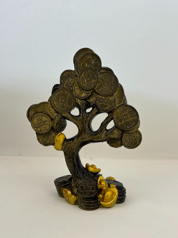Figurine L