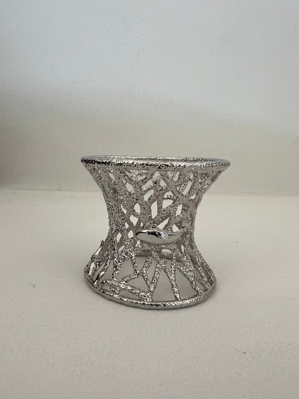 Stand for sieve